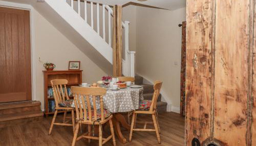 Aunty Junes Cottage - Photo 5