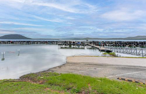 Fairfield Bay Home On Golf Course with Fenced Yard! - Foto 34