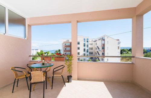 Comfortable Kastel Stafilic Apartment with Balcony - Two Bedroom Apartment with Balcony and Sea View - Foto 28