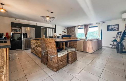 Gorgeous Home In St-Florent-Sur-Auzonne - Foto 7