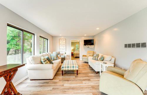 Walk to Semi-Private Beach Lake Michigan Getaway - Foto 5