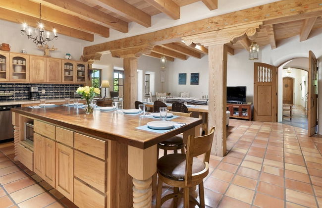 El Torreon - Exclusive Luxury Home, Nestled Next to Water and Trees - Foto 10