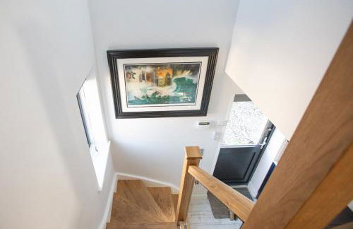 THE ANNEXE AT UPPER BEACH HOUSE - Photo 28