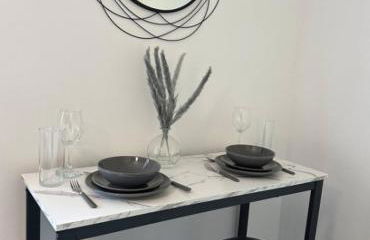 Comfy 1 BR Apartment - Sleeps 2 with Free Parking! - Foto 10