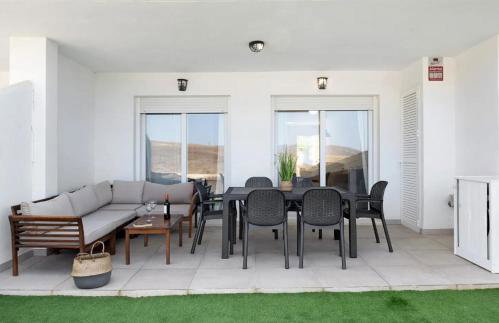 ATLANTERRA-ZAHARA DE LOS ATUNES Increíble apartamento con porche de 16m y jardín privado de 72m - Foto 26