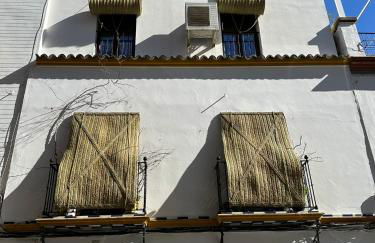 La Alcazaba de Triana - Photo 1