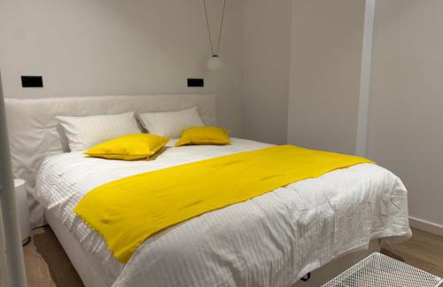 Studio 8 black & Yellow Urban Apartment City Center - Foto 18