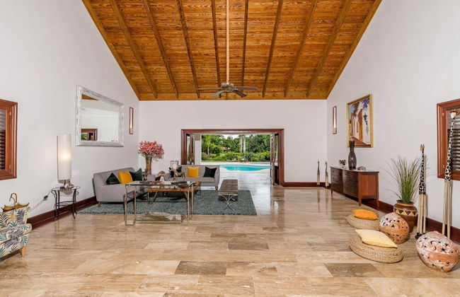 Casa de Campo Villa Luxurious Property up to 12 People With Pool Jacuzzi BBQ Golf - Photo 22