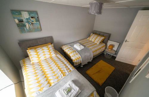 2 Bed Sleeps 4 Central Haverfordwest Town House - Foto 7