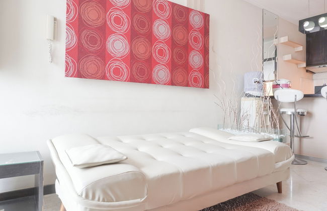 Elegant and Comfy 1BR with Extra Room Apartment at Bellagio Residence - Foto 14