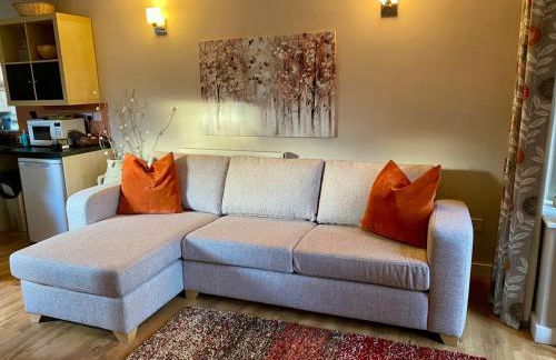 Secluded Countryside Retreat for Four, Gloucester - Photo 9