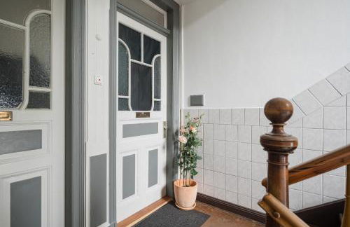 TOP 2 Zimmer Altbauwohnung in Kiel Mitte 24-7 Check In - Foto 19