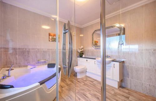 -CH- Stylish & Relaxed Stay,Free Parking,Free WiFi - Foto 42