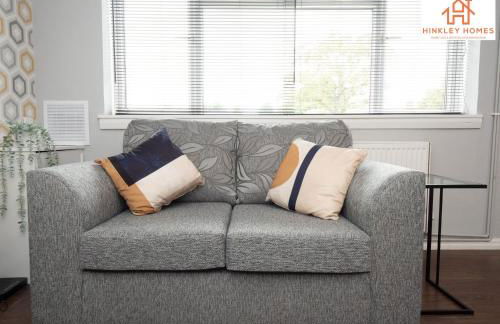 Large Home - Free Parking-WiFi By Hinkley Homes Short Lets & Serviced Accommodation - Foto 54