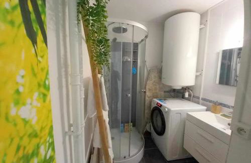 T3 57m2 avec balcon proche gare SNCF - WIFI, Netflix, café et thé offerts - Foto 11