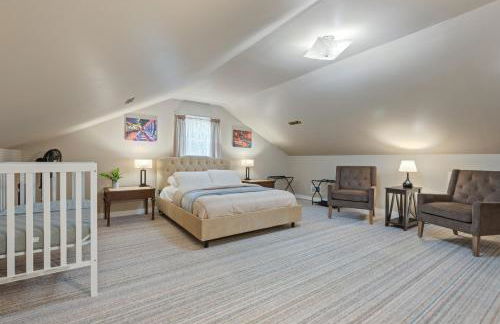 Family Escape with Yard, Fire Pit and EV Charger - Foto 35