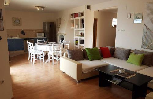 Apartment Tempera - Photo 4