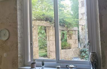 Alice & Jeanne - Photo 3