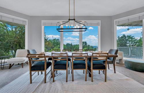 Epic Hillside Retreat Htd Pool HotTub Golf 4400sf - Foto 40