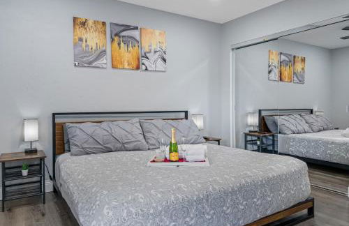 Breathtaking & Renovated Tampa Heated Pool House - Foto 25