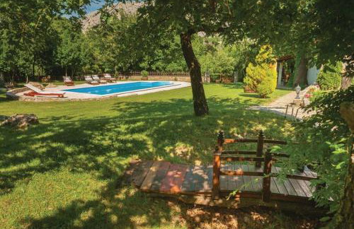 Amazing Villa In Slime, rest for mind, body and soul - Nature, garden and outside swimming pool - Foto 7