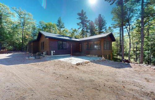 Lakeside Lodge - Photo 48