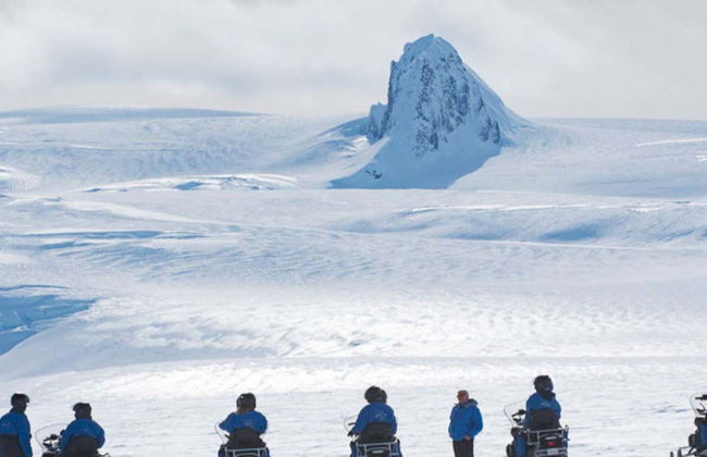 Paseo en moto de nieve por el glaciar Vatnajökull - Foto 1