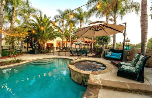 Oceanside Tropical Resort with HEATED POOL & SPA! - Foto 1