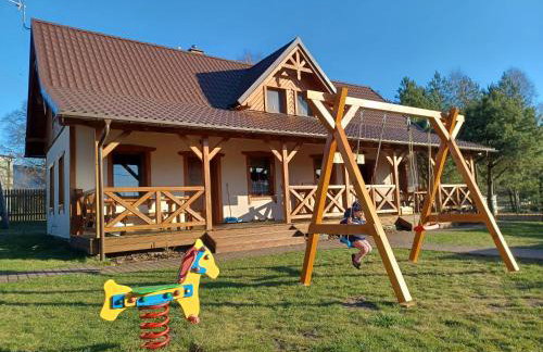 Dom drewniany na Kaszubach, rzeka, las, pola, niedaleko jeziora - Foto 20