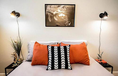 Global Cup Love for Dallas - Close to Deep Ellum & AAC - Foto 11