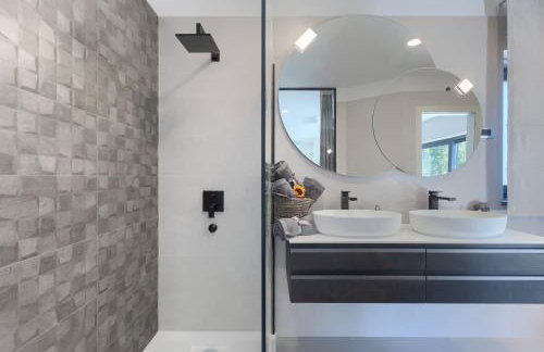 Villa Tonchi 3 Bedroom Private Pool BBQ & Garden - Foto 34