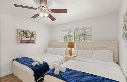 Fun Family Retreat Games, Massage Chair & Yard - Foto 27