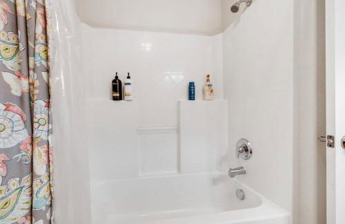 Near Tamarack AC Kitchen TV Washer Dryer - Foto 10