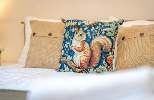 Pendle View Gatehouse Lakeside Stay - Photo 27