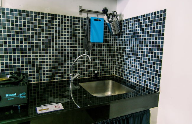 Stunning and Comfy 2BR (No Kitchen) at Sky Terrace Apartment - Foto 7