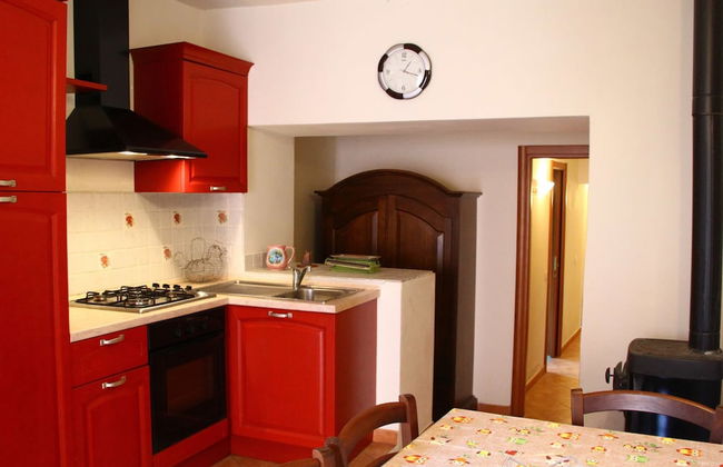 Holiday Home in Canossa With Swimming Pool, Garden, Barbecue - Foto 13