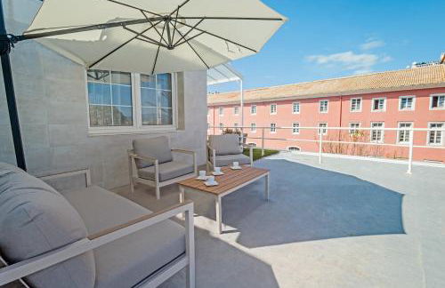 Old Fortress View Roof Top Apartment by Konnect - Foto 18