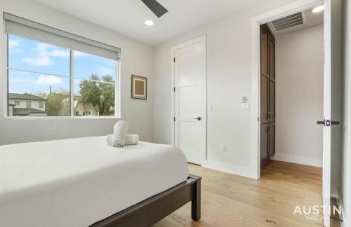 Luxurious Modernism with Private Hot Tub and Garage - Foto 42