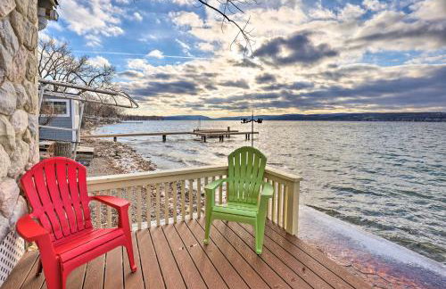 Lakefront Canandaigua Home with Grill, Fire Pit - Foto 1