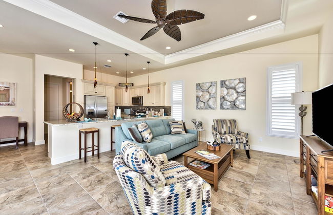 Amalfi Vacation Rental: Stylish 3-BR Retreat Steps from Vanderbilt Beach. Relax by the Private Pool and Enjoy Modern Amenities. Ideal for Families with Easy Access to Mercato and Local Attractions - Photo 26