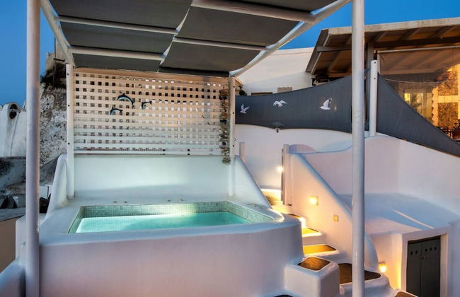 Astrea Suites Feggaropetra Cave House - Photo 50