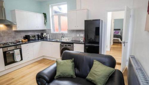 Family-Friendly Two-Bedroom Apartment near Manchester City Stadium - Foto 2, stove