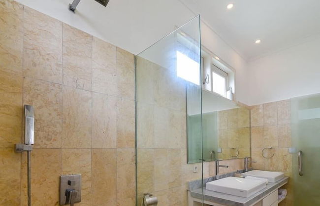 Villa Pondok Wahyu Sedana - Foto 49