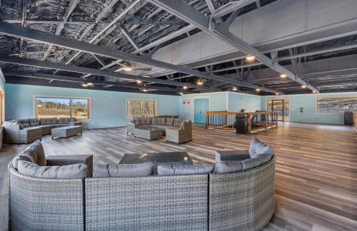 New Cabin at Tall Timbers! Free Tickets! Indoor and Outdoor Pools! - Foto 36