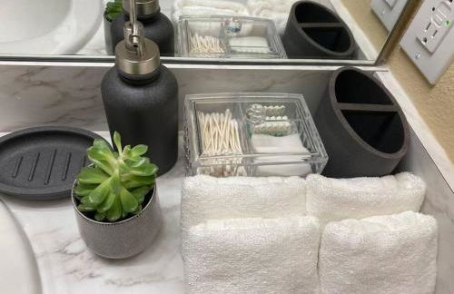 Sundance' Acres Peaceful and Private New House with Hot Tub and Fire Pit - Photo 38