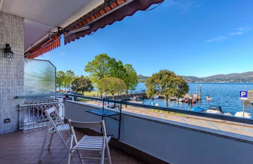 Apartment Attilio lake front view by Interhome - Foto 2