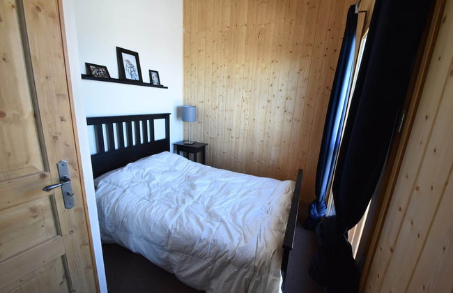 Splendid Chalet in Chamrousse With TV - Photo 8