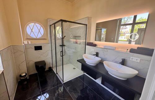 Villa Linnenschmidt Bremen - zentral - nahe HBF & Altstadt - Foto 3