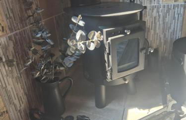 Brewers Bolt Cozy Unique Shepherds Hut - Hot Tub! - Photo 12