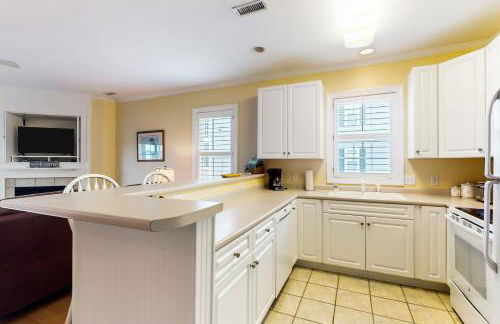 STJ16 Mystic Marina, Unit 204 - Foto 11